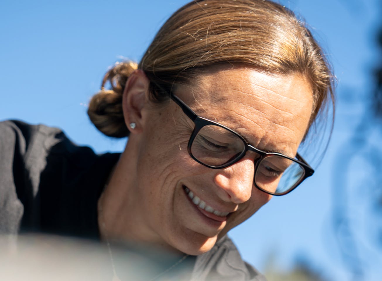 woman in Rory eyeglasses