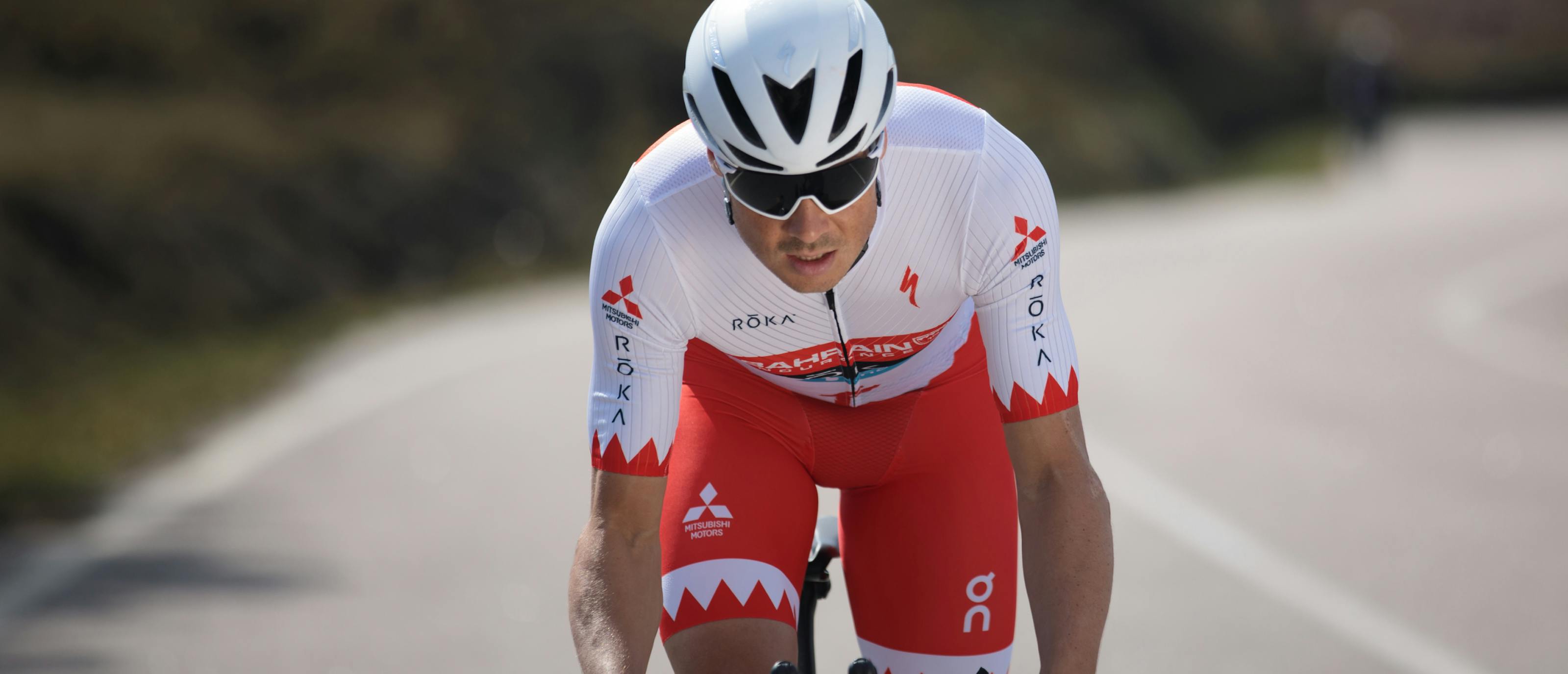 Man in cycling gear and CP-1x sunglasses