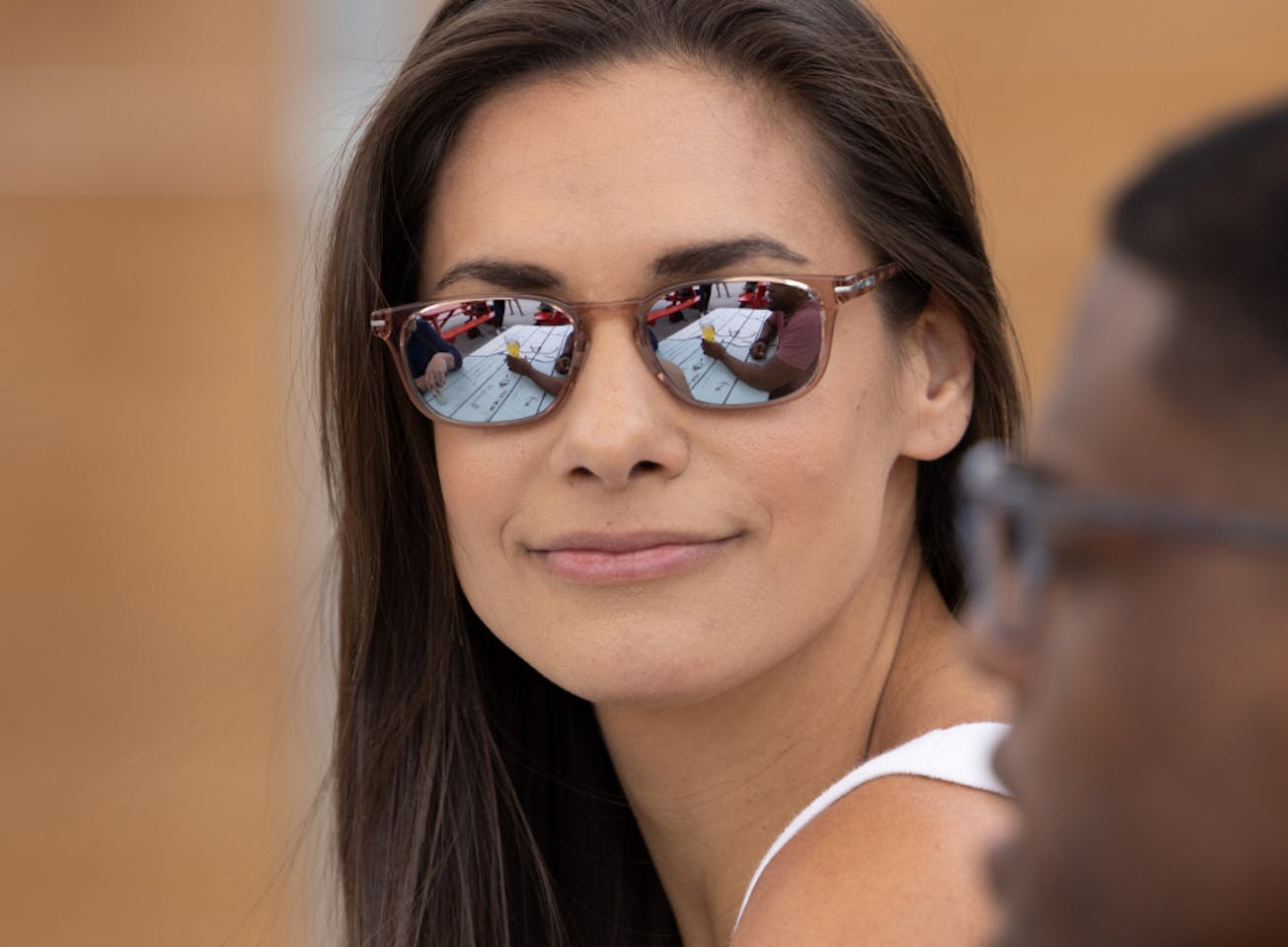 Woman wearing Cade Sunglasses