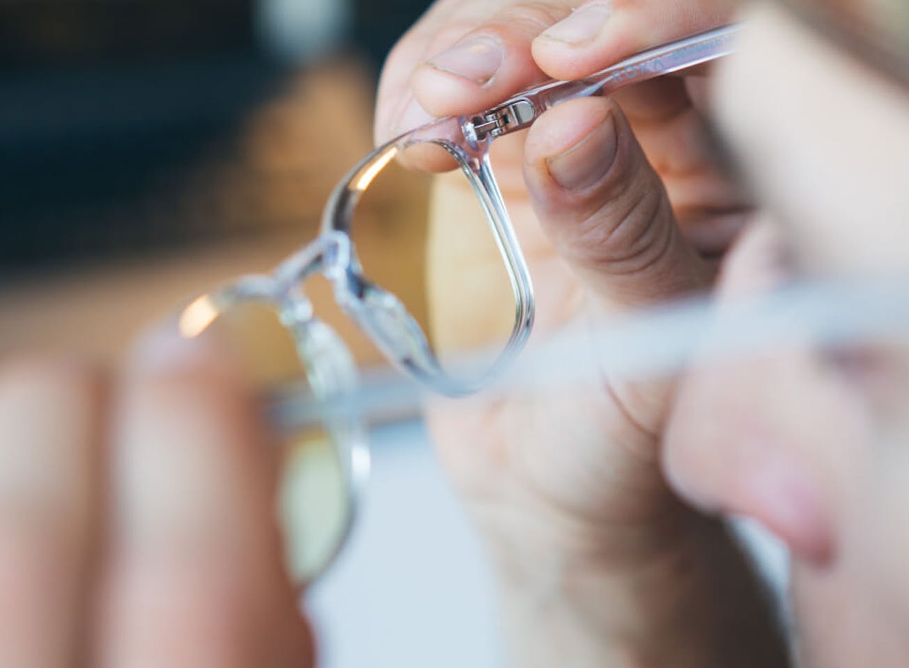 Blue light blocking glasses